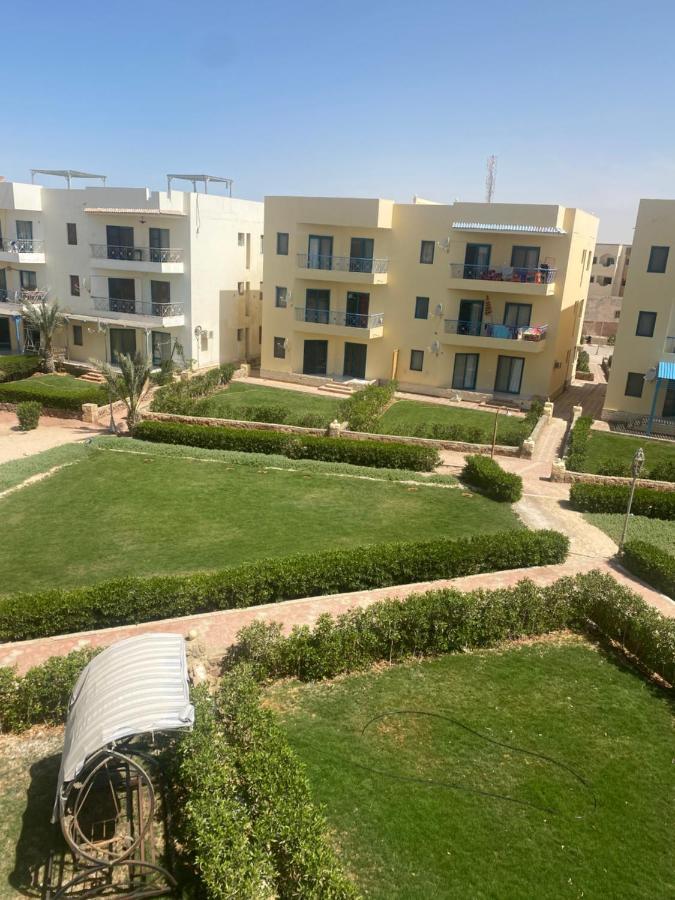 شاليه قرية ريفيرا 1 Ras Sudr Extérieur photo